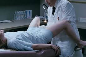 Un frottis anormal ne veut pas nécessairement dire cancer du col de l'utérus. Gyneco Une Fois Par An Faut Il Respecter La Visite Annuelle