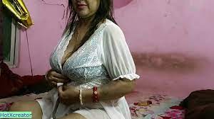 Hot Aunty ko AC mechanic ne Chuda! Village Sex | xHamster