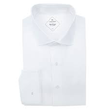 Vous êtes plutôt à la recherche d'une tenue classique, d'une chemise blanche, d'un élégant costume pour homme au look moderne ? Chemise Mariage Bien Choisir Sa Chemise