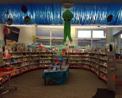 Scholastic Book Fair Spring 2015 Under The Sea Set Up School Book Fair Scholastic Book Fair School Library Books