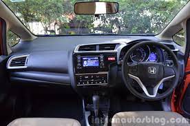 Honda jazz automatic quick look review, specs, features. 2015 Honda Jazz Petrol Cvt And Mt First Drive Review