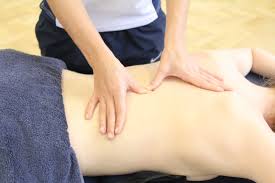 Diagram of common back bone break : Fractured Vertebrae Lower Back Conditions Musculoskeletal What We Treat Physio Co Uk