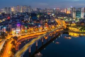 Vue Aérienne Sur L'horizon De Hanoi Au Lac Hoang Cau. Paysage Urbain De  Hanoï Par Période De Coucher Du Soleil Banque D'Images et Photos Libres De  Droits. Image 130861938