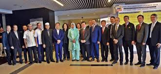 Menteri perumahan dan kerajaan tempatan, kementerian perumahan dan kerajaan tempatan, aras 18, no.51, persiaran perdana, presint 4, pusat pentadbiran kerajaan persekutuan 62100 putrajaya. Lawatan Kerja Yb Menteri Kerajaan Perumahan Kerajaan Tempatan Dan Delegasi Ke Pulau Pinang 4 5 Januari 2019 Malaysian Association Of Local Authorities