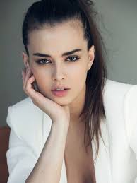 Eli̇f aksu ki̇mdi̇r, kaç yaşinda? Elif Aksu Fotograflari Elif Aksu Resimleri Forumtutkusu Com Forum Tutkunlarinin Tek Adresi