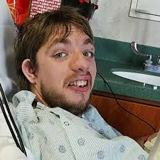 Greg Totten's Instagram, Twitter & Facebook