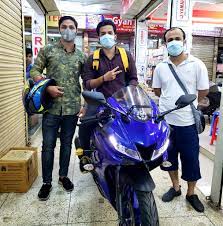 Yamaha r15 v3 bs6 is a sports bike available in 3 variants in india. Grand Motors Yamaha R15 V3 Bs6 Abs 2020 Racing Blue Facebook