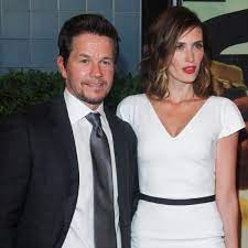 Mark wahlberg se despierta cuando muchos se están yendo a dormir. Bildergalerie Von Mark Wahlbergs Frau Hasst Alten