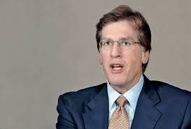 Georgis returns to the fold, rejoins Schwab