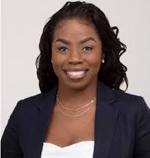 Christine Frezza's Instagram, Twitter & Facebook