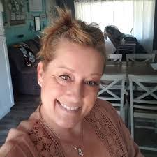 Linda Pardini's Instagram, Twitter & Facebook