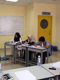 In this lesson we'll talk about commonly confused or confusable words in english. Kelab Debat Pidato Uitm Pahang On Twitter English Debate Bilik Sidang 21