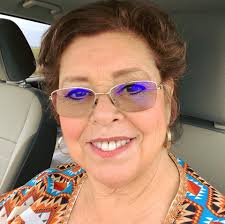 Dra. Mary Elbe Queiroz participou do programa Prós e Contras, apresentado  pelo jornalista Adalberto Piotto da Jovem Pan ao lado do Prof. Ives Gandra.  Na...