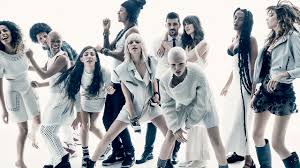 44 Stars-to-Watch Wear Spring Fashion Their Way