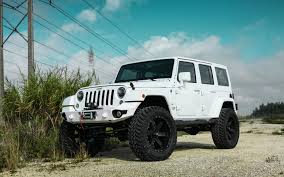 Maybe you would like to learn more about one of these? White Jeep Wallpapers Top Free White Jeep Backgrounds Wallpaperaccess