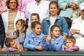 Federer S Australian Open Absence The Result Of Quarantine Measures Rather Than His Knee Operations Daily Mail Online