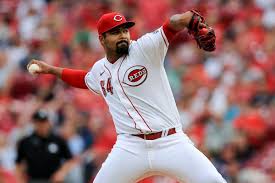 The latest tweets from @reds Santillan Gets 1st Victory Hit To Lead Reds Past Braves 5 3 Baseball Elkodaily Com