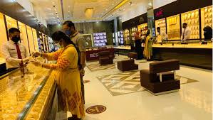 Gold Prices Across Oman Likely To Climb Soon Times Of Oman