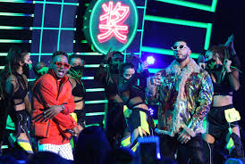 Last year, ozuna released his fourth album enoc, and anuel aa shared his sophomore record emmanuel. Listen To Anuel Aa And Ozuna S New Song Los Dioses The Fader