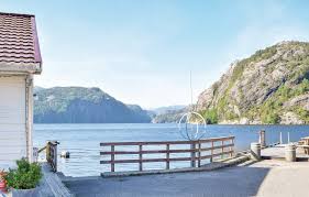 Osterøy is northern europe´s second largest island located totally inland. Ferienhaus Tysse Osteroy Norwegen N20520 Novasol