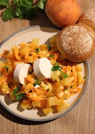 Gelbe Bete Salat Mit Apfel Und Ziegenkase Feinschmeckerle Foodblog Reiseblog Stuttgart Reutlingen Schwabische Alb Gelbe Bete Gesunde Gerichte Rezepte