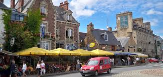 Paimpol (sco) comune francese (it); Online Hafenhandbuch Frankreich Hafen Paimpol Bretagne Nord