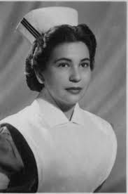 Ana Dolores Guillén Guillén “Lolita” (1935-). Entre décadas