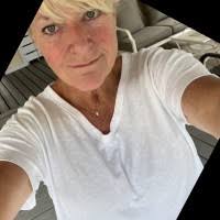 Rhonda Oneill's Instagram, Twitter & Facebook