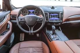 Start up the levante trofeo and even with the drive mode set to normal, the v8 fires with a little less impressive is the ride quality; Maserati Levante Trofeo Am Steuer Des Starksten Maserati Motor At