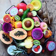 Wie dir diese beim abnehmen helfen können, kannst du im heutigen blogbeitrag nachlesen. Zuckerarme Obstsorten Die Beim Abnehmen Helfen Elle Fruit Eat Food