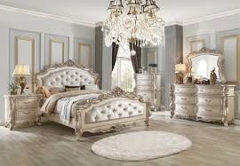 A king size bed is one of the most visually impactful and spacious bed options out there. Acme Furniture Gorsedd Collection 27434ckset 5 Pc Bedroom Set With California King Size Bed Dresser Mirror Chest And Nightstand In Antique White Finish Appliances Connection
