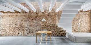 Rehabilitation D Un Batiment Delabre En Espagne Par Dataae Journal Du Design Architecture Decoration Interieure Moderne Renovation Maison Ancienne