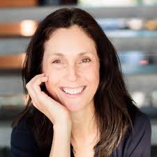 Christina Petrie's Instagram, Twitter & Facebook