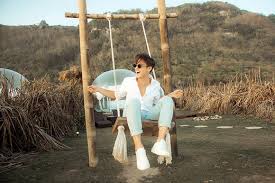 Hình ảnh mới của ngọc trinh khi chụp tại bali tiếp tục trở thành đề tài bàn tán của dư luận. Trá»n Bá» áº£nh Cá»±c Nong Cá»§a Ngá»c Trinh Trong Chuyáº¿n Ä'i Ä'áº¿n Bali Cung VÅ© Kháº¯c Tiá»p Sao Viá»t Viá»t Giáº£i Tri