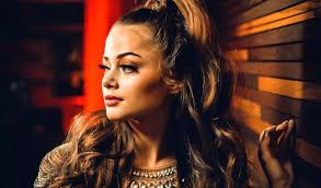 Stefania is a greek/dutch pop singer who made her solo recording debut in 2018 with the single stupid reasons. Stefania To Release Last Dance At 16 00 Cet On 10th Of March Escbubble