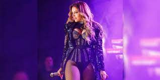 Hadise hayatı ve biyografisi web sitemizde. Hadise Kimdir Bidolumagazin Com