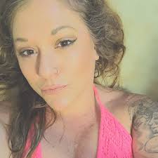 What places are hiring with flexible schedules in Derby, KS?