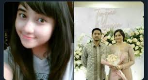 Karawang jenazah pendiri sinarmas eka tjipta widjaja dimakamkan di viral di facebook video cewek ngatain tentara cuma lulusan sma. Kumpulan Berita Foto Profil Paling Ikonik Di Facebook Selfienya Sering Dicomot Di Facebook Foto Tirani Dwitasari Lamaran Viral
