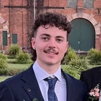 100+ perfiles de «Kaleb»