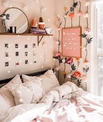 Minimal room decor ideas diy home decor decoration aestethic room for girls bedroom ideas black white cozy plants floral bed. Cute Aesthetic Room Decor Diy Aesthetic Ten