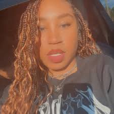 Books with dark, psychological thriller vibes like Girl, Interrupted and  Black Swan suggestions needed