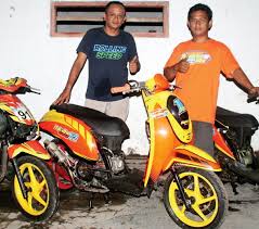 Modifikasi elegan motor scoopy modifikasi motor. 48 Modifikasi Scoopy Terbaik Tahun Ini Road Race Airbrush Jari Jari