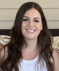 Lauren Eldridge's Instagram, Twitter & Facebook