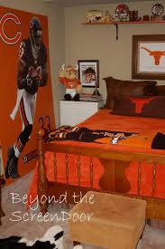 Texas Longhorn Bedroom Decor Top Rated Interior Paint Check More At Http Mindlessapparel Com Texas L Boys Bedroom Themes Teenage Bedroom Sports Themed Room