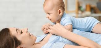 Mit zweieinhalb jahren haben die meisten kinder in der regel schon 450 wörter in ihrem repertoire und auch mit der aussprache klappt es immer besser. Wie Babys Sprechen Lernen