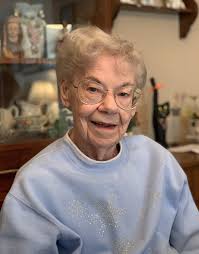 UNDERSTANDING THE BALLWIN BUDGET P.10 NEW POLICE CHIEF P.16 PARKS &  RECREATION GUIDE P.20