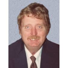 Coffey brothers battling for top spot in city golf tourney