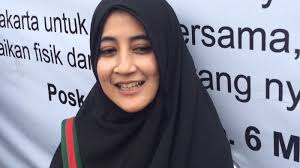 Sempat ada kayak tumor kecil gitu, kelenjar getah bening di leher, ungkap umi pipik yang hadir dalam kondisi saya, ya, kadang sakit, ya, kadang seperti ini, kepingin agar (allah). Ternyata Umi Pipik Mengidap Penyakit Tumor Kelenjar Getah Bening Nggak Pernah Cerita Ke Anak Anak Warta Kota