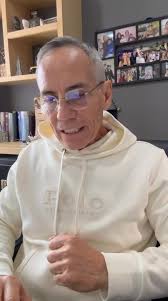 “… —Es obvio que Dios está contigo, ayudándote en todo lo que haces —dijo  Abimelec—.” Génesis 21:22 , ., ., ., #Devocional #CedesComunidadCristiana