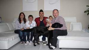 Aleksandar dragovic calm despite rumours linking him to manchester united and arsenal. Zu Besuch Bei Aleksandar Dragovic Kurier At